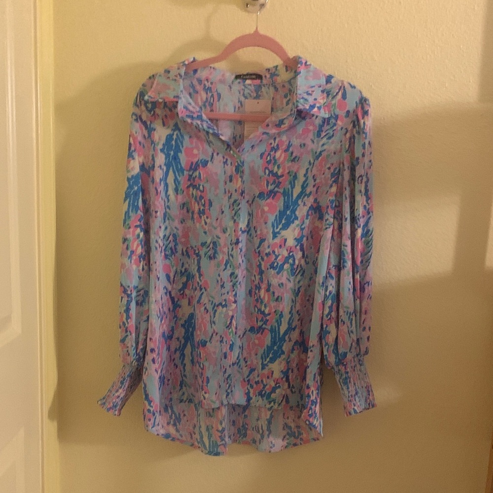 NWT fashion Women's Multicolor Blouse